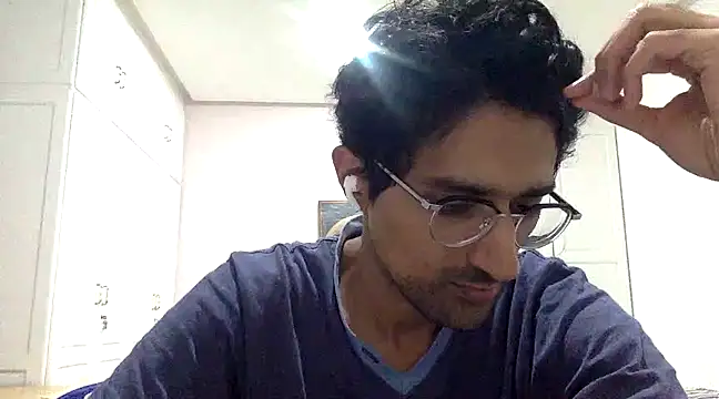 Snapshot of Carmelia10 chatting on December 17, 11:49 pm Carmelia10 online show from December 17, 11:49 pm