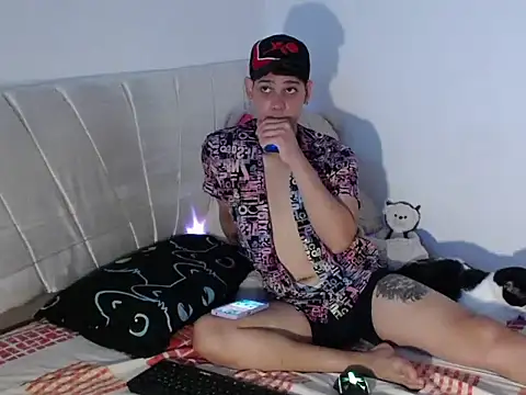 jayder steven  online show from February 26, 11:28 pm