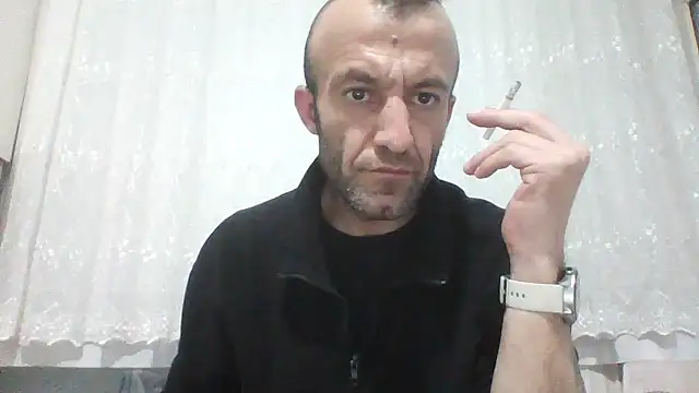 Snapshot of Aktorihann chatting on October 4, 2:38 am Aktorihann online show from October 4, 2:38 am