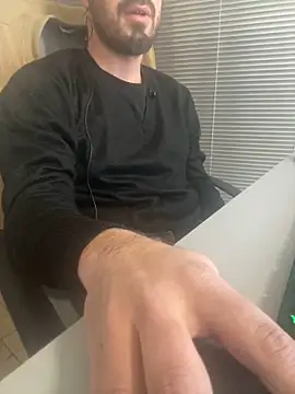 giorgakaci69 online show from February 20, 9:00 am