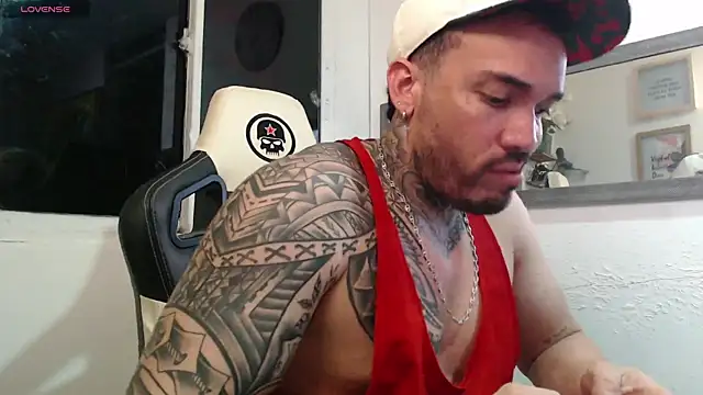 Snapshot of Angel_sex_latin chatting on December 16, 4:34 am Angel sex latin online show from December 16, 4:34 am