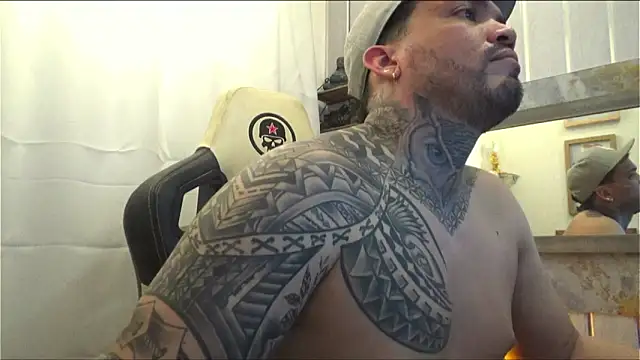 Snapshot of Angel_sex_latin chatting on October 26, 7:32 am Angel sex latin online show from October 26, 7:32 am