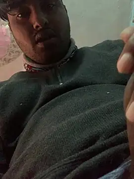 Snapshot of SweetFatBoy chatting on March 8, 10:28 am SweetFatBoy online show from March 8, 10:28 am