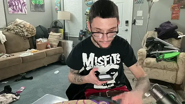 hungkubenski online show from February 13, 5:02 am