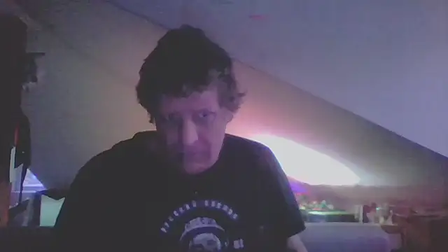 Bigthroaterboy online show from May 13, 3:36 am