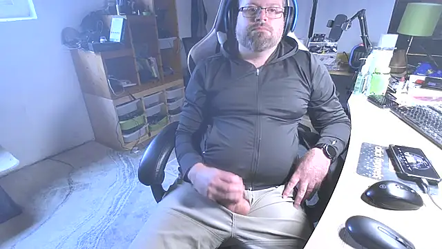 MagnusCockus online show from March 30, 3:46 pm