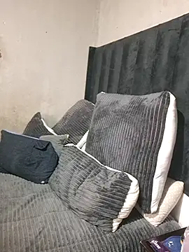 Petrossa online show from April 20, 6:16 am