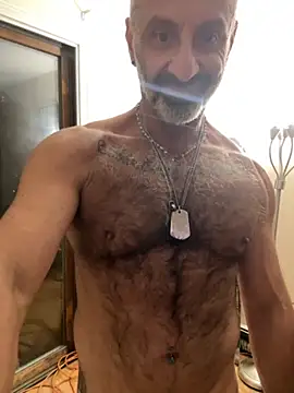 Snapshot of DaddySnowXX chatting on September 19, 3:18 am DaddySnowXX online show from September 19, 3:18 am