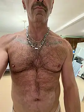 DaddySnowXX online show from April 25, 8:17 am