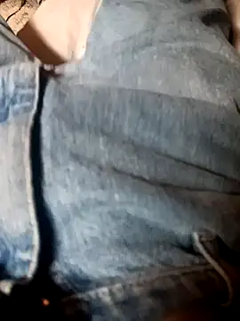 Snapshot of ySqmbVanbe chatting on October 29, 9:51 pm ySqmbVanbe online show from October 29, 9:51 pm