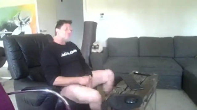 oopsxx online show from April 15, 10:48 am