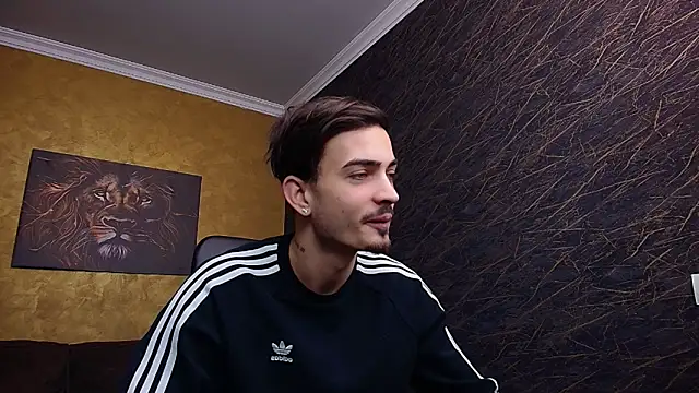 Snapshot of BrandonTate chatting on December 16, 1:22 pm BrandonTate online show from December 16, 1:22 pm