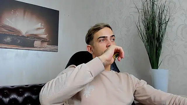 BrandonTate online show from October 17, 2:54 pm