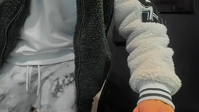 BrandonTate online show from January 17, 5:43 am