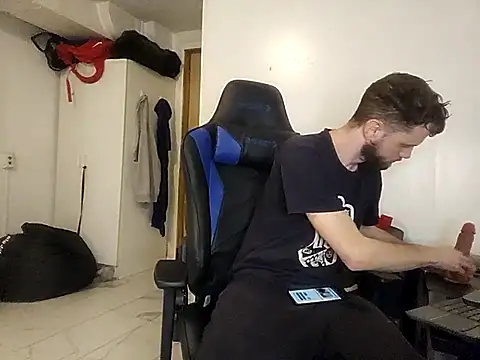 Talenjames4 online show from November 1, 8:35 pm