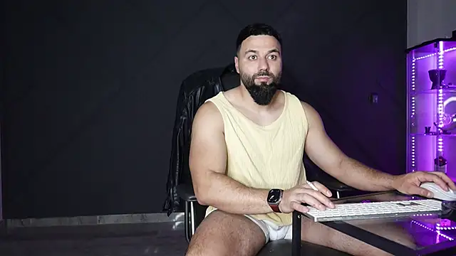 mattmasterss online show from April 23, 6:54 pm