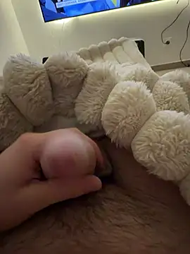 fuckitzer online show from April 2, 10:06 pm