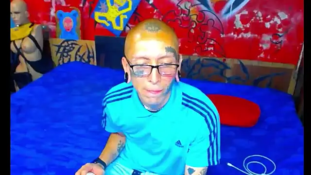 Snapshot of deivid_estrada chatting on September 23, 5:12 pm deivid estrada online show from September 23, 5:12 pm