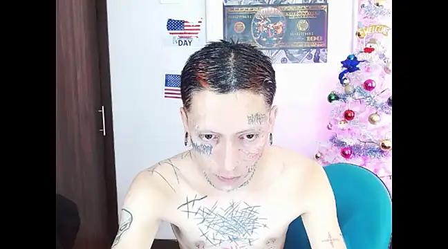 Snapshot of deivid_estrada chatting on December 5, 3:50 pm deivid estrada online show from December 5, 3:50 pm