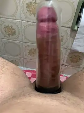 MalvadoFavorito28 online show from April 27, 1:19 pm