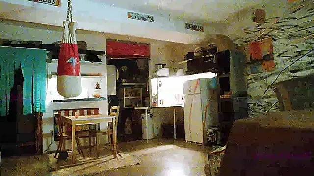 Snapshot of BongChannel chatting on January 21, 5:49 pm BongChannel online show from January 21, 5:49 pm