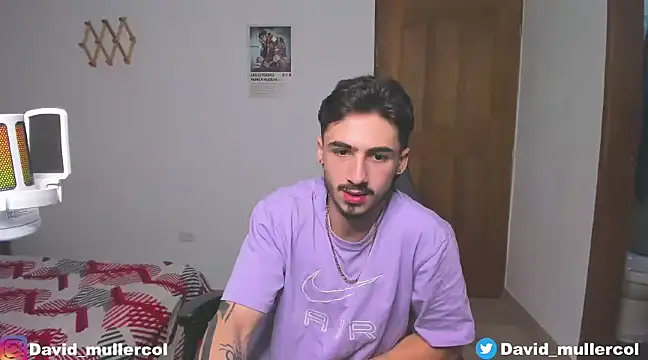 Snapshot of David_Brown18 chatting on January 6, 9:54 pm David Brown18 online show from January 6, 9:54 pm