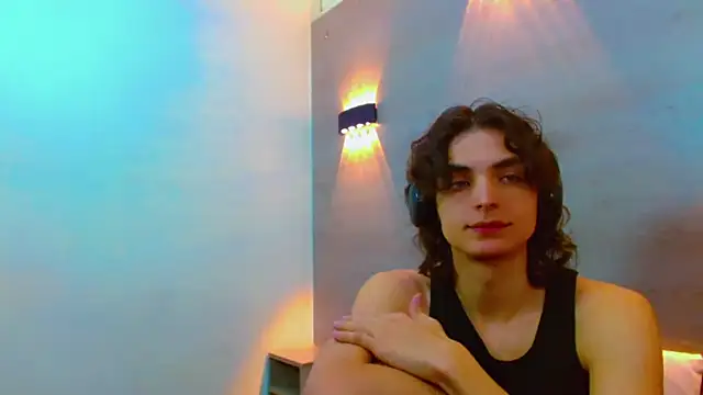 Sr BonnyEthan online show from October 28, 1:46 pm