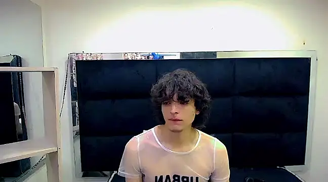 Snapshot of Sr_BonnyEthan chatting on January 16, 1:25 pm Sr BonnyEthan online show from January 16, 1:25 pm