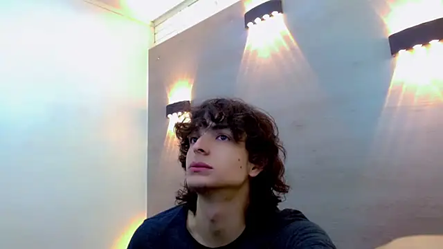 Snapshot of Sr_BonnyEthan chatting on September 15, 1:45 pm Sr BonnyEthan online show from September 15, 1:45 pm