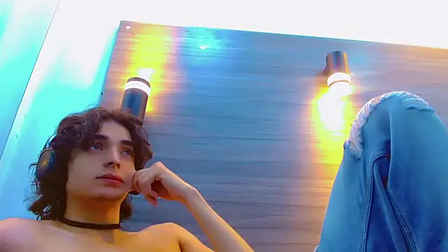 Sr BonnyEthan online show from April 28, 1:05 pm