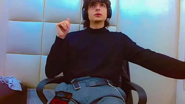 Sr BonnyEthan online show from March 3, 1:07 pm