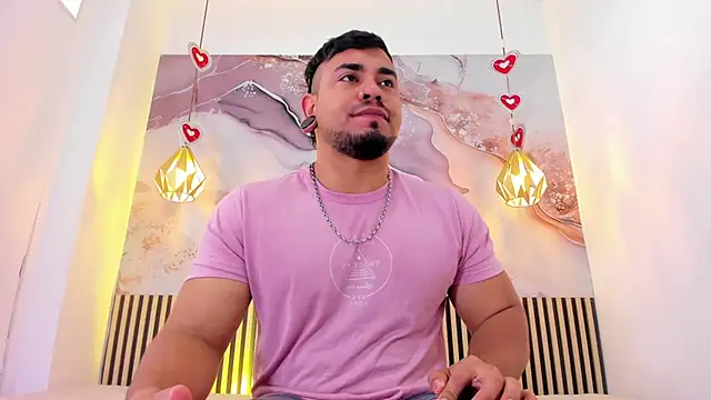 BrianMalonee online show from April 29, 2:22 pm