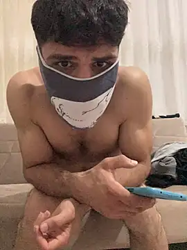 Snapshot of MuscleBoyy777 chatting on January 30, 6:43 pm MuscleBoyy777 online show from January 30, 6:43 pm