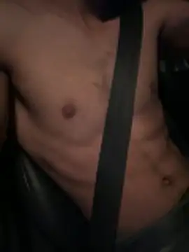 MuscleBoyy777 online show from December 3, 5:41 pm