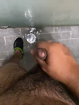 leocardenaz online show from April 19, 4:12 am