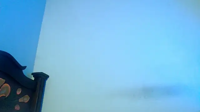 Snapshot of isaaclatino chatting on February 18, 4:26 am isaaclatino online show from February 18, 4:26 am