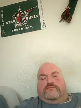 Snapshot of fickmonster2024 chatting on February 4, 9:49 am fickmonster2024 online show from February 4, 9:49 am
