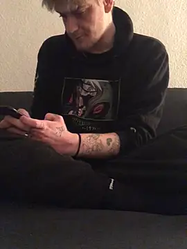 Simboxxx040 online show from March 15, 11:33 pm