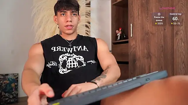 Josep Davies online show from November 10, 7:41 pm