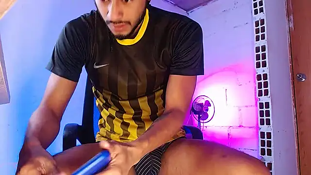 DanteSantoro online show from March 7, 1:31 pm