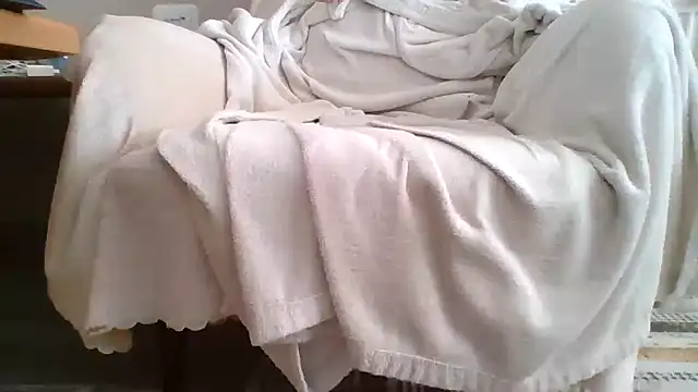 Snapshot of Mature_fucker31 chatting on January 6, 8:46 am Mature fucker31 online show from January 6, 8:46 am