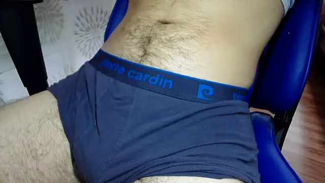 Snapshot of Jonnyyy18teen chatting on November 2, 8:40 am Jonnyyy18teen online show from November 2, 8:40 am