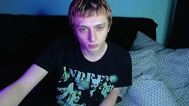 Snapshot of axxxturel chatting on December 30, 3:46 pm axxxturel online show from December 30, 3:46 pm
