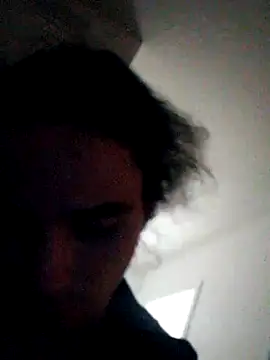 L0cKyseven77 online show from January 18, 11:54 am