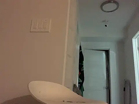 L0cKyseven77 online show from January 5, 1:03 am