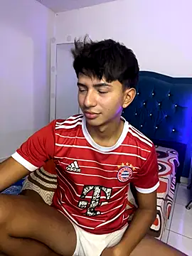 Leonarrrd 01 online show from October 17, 1:42 am