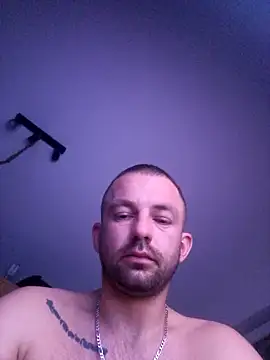 Snapshot of magicSeX4You chatting on October 14, 9:55 pm magicSeX4You online show from October 14, 9:55 pm