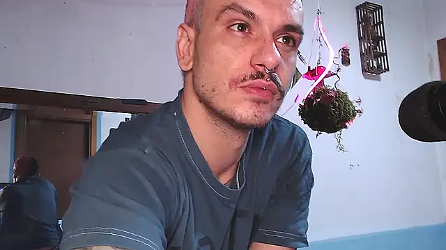 Snapshot of cek_186 chatting on January 21, 8:00 am cek 186 online show from January 21, 8:00 am