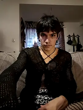 LYZBORNHD online show from February 9, 11:09 pm