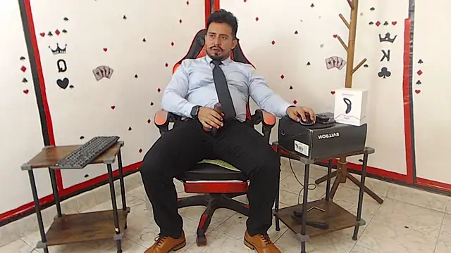 Snapshot of KalethBigDick chatting on February 2, 3:28 pm KalethBigDick online show from February 2, 3:28 pm